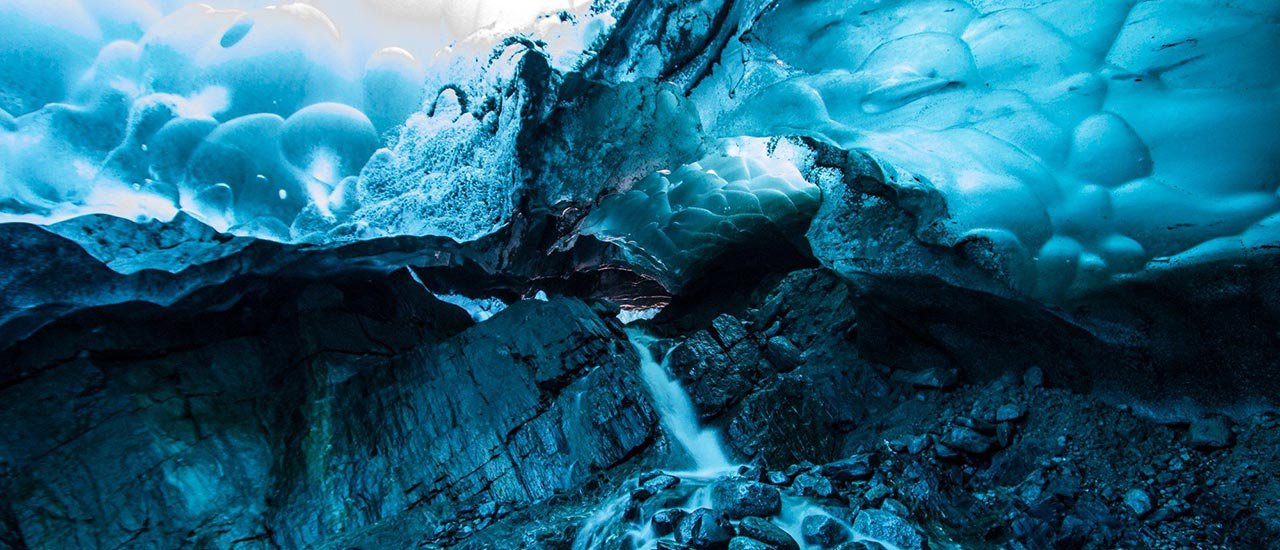 غار یخی Mendenhall