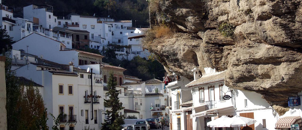 روستای Setenil de las Bodegas