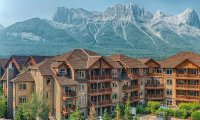 Best Hotels In Canada 25 Falcon Crest Lodge