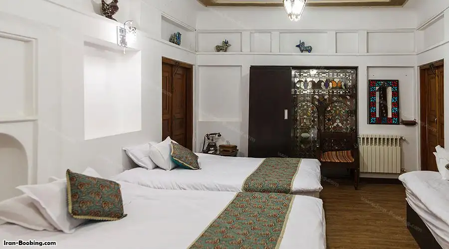 image 9 from Atigh Hotel Isfahan