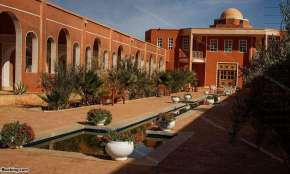 هتل کویری بالی خور و بیابانک