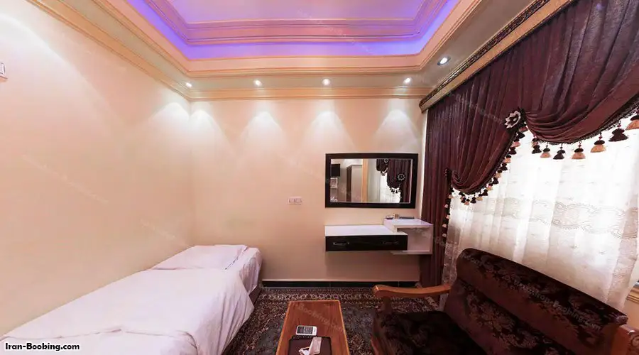 image 4 from Dehdar Hotel Lahijan