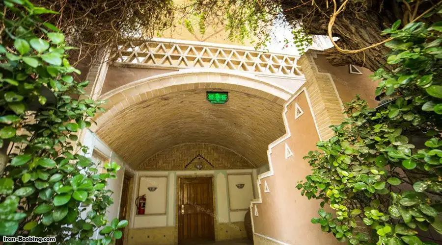image 3 from Hotel Moshir Garden Yazd