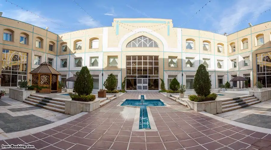 Ghasr-o Ziafe Hotel Mashhad