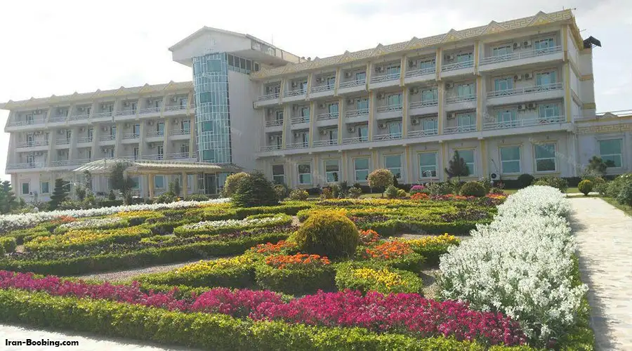 Morvarid Sadra Hotel