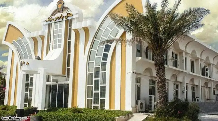 Pars Nik Hotel Kish