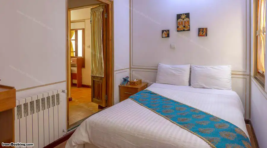 image 9 from Toloe Khorshid Hotel
