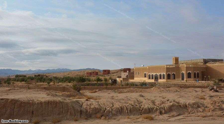 هتل کویری یه تا خور و بیابانک