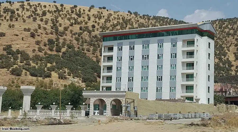 Zarivar Hotel Marivan