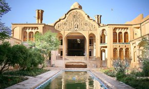 خانه بروجردی ها