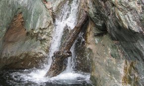 آبشار چهارده بیرجند