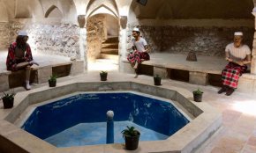 حمام گله داری