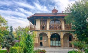 کاخ چهلستون قزوین