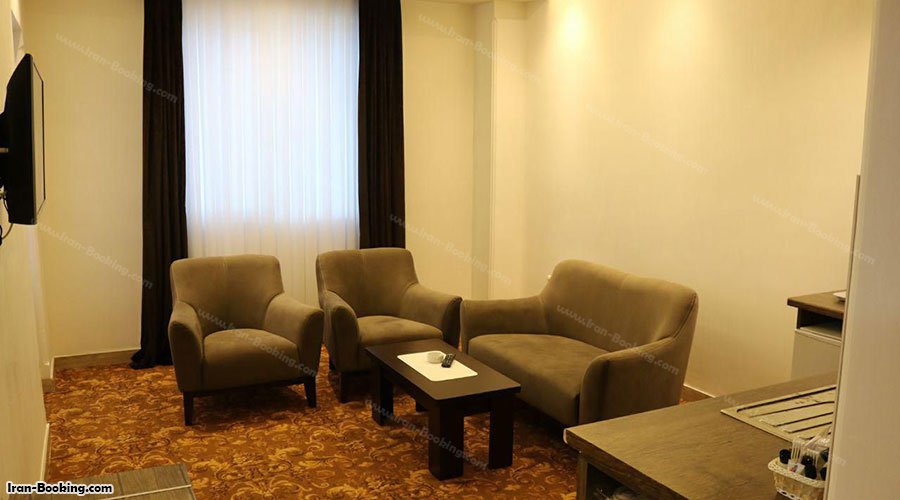 اتاق هتل ابریشمی لاهیجان