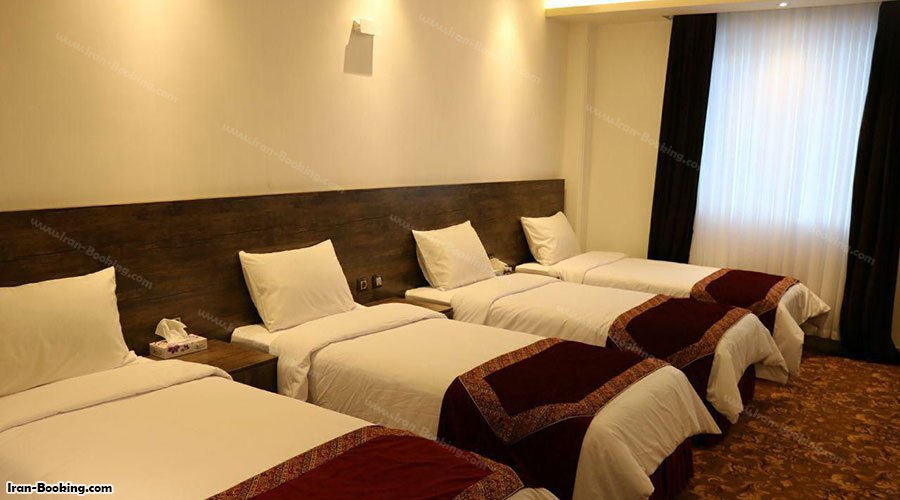 اتاق چهارتخته هتل ابریشمی لاهیجان