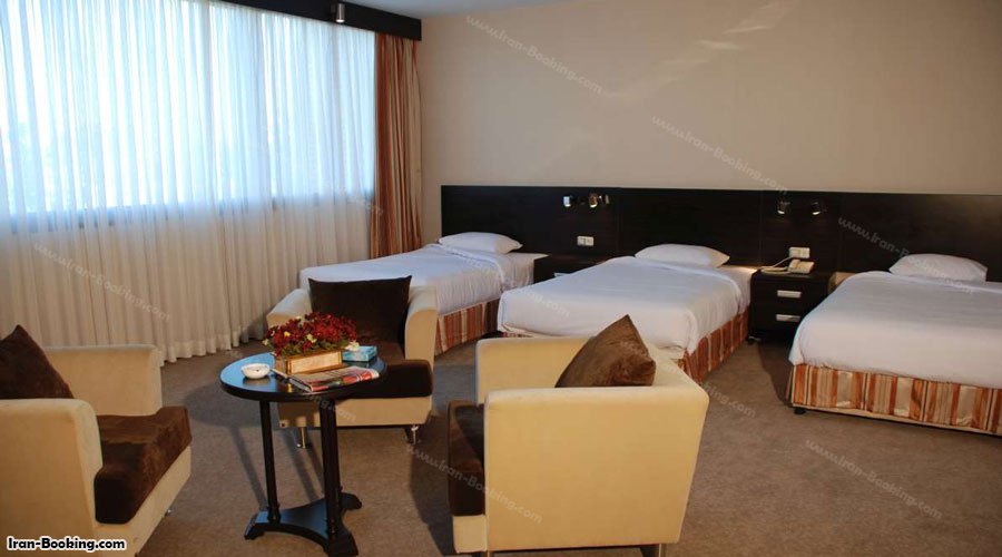 اتاق سه تخته هتل آکادمی فوتبال تهران