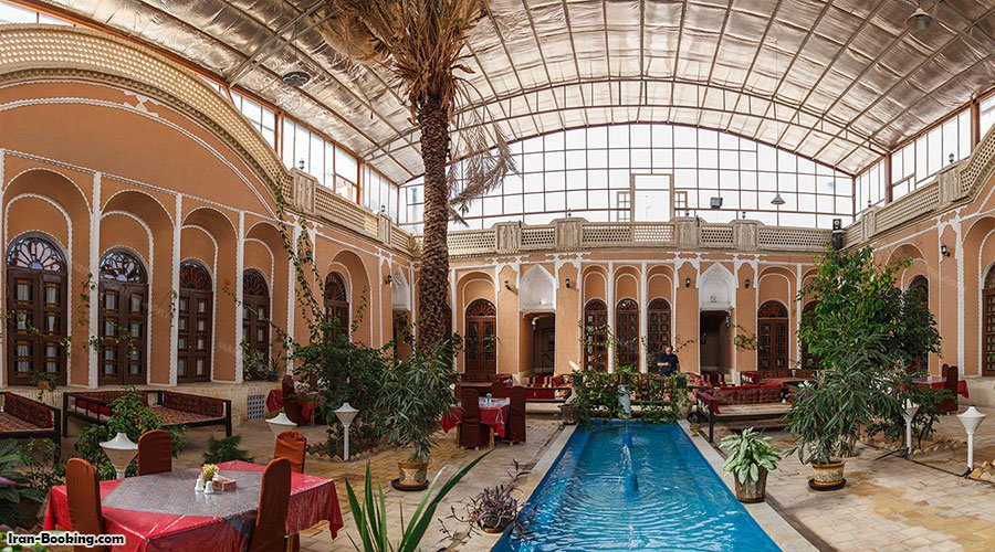 لابی هتل ادیب ممالک یزد