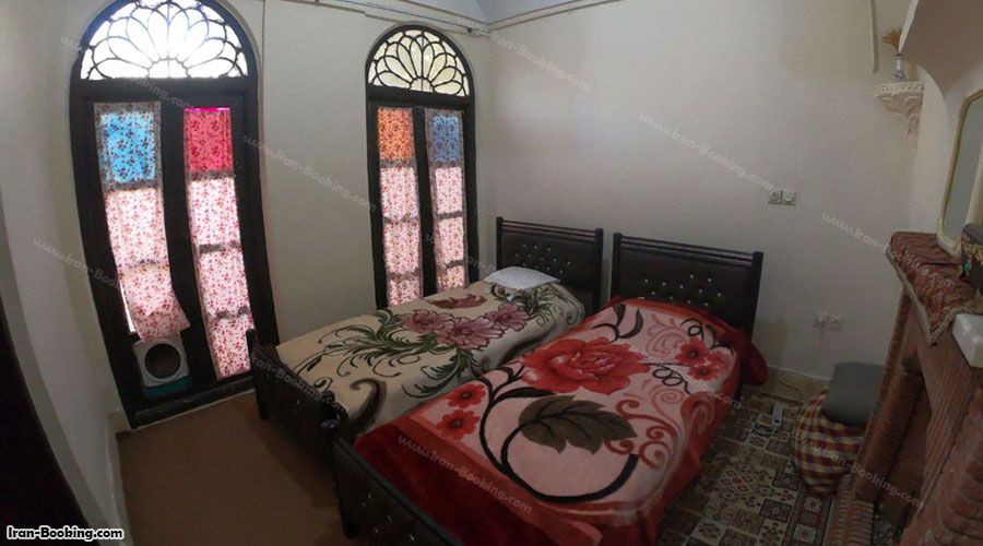 اتاق اقامتگاه بوم گردی خانه خشتی یزد