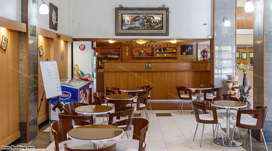 کافی شاپ هتل آفتاب شرق کیش