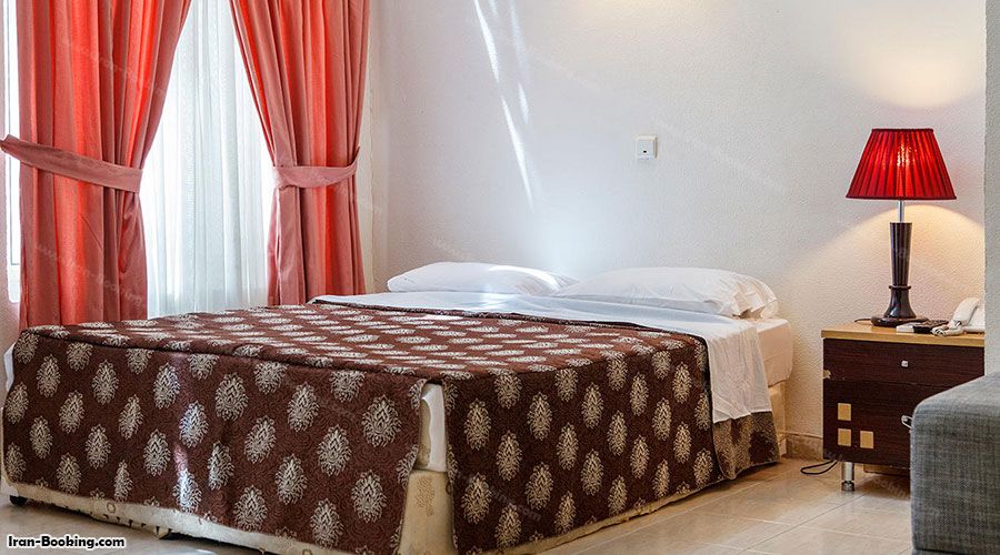 اتاق دوتخته هتل آفتاب شرق کیش