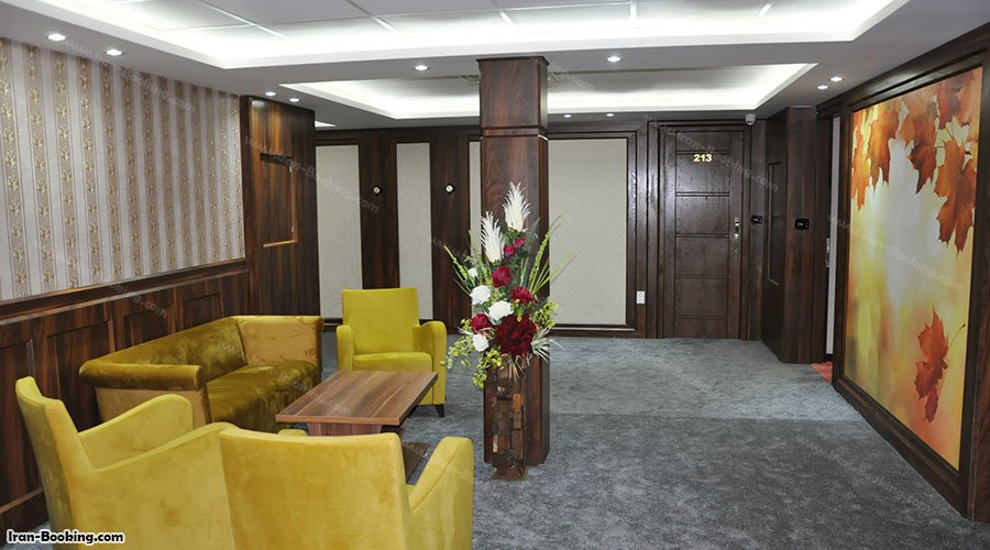 راهرو هتل علمدار بافق یزد