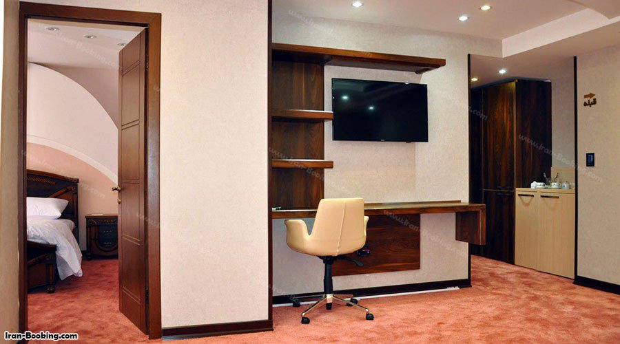 سوئیت هتل علمدار بافق یزد