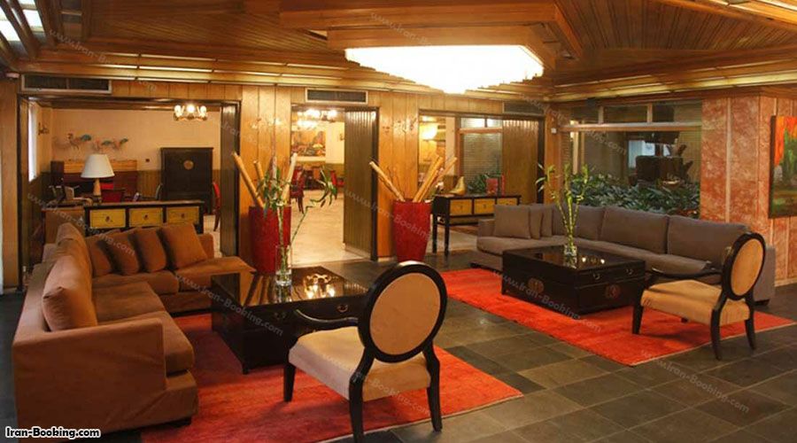 داخل لابی هتل البرز تهران