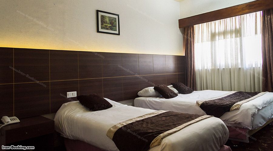 اتاق هتل الغدیر مشهد