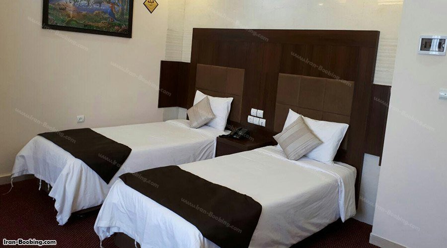 اتاق توئین هتل الوند 2 قشم