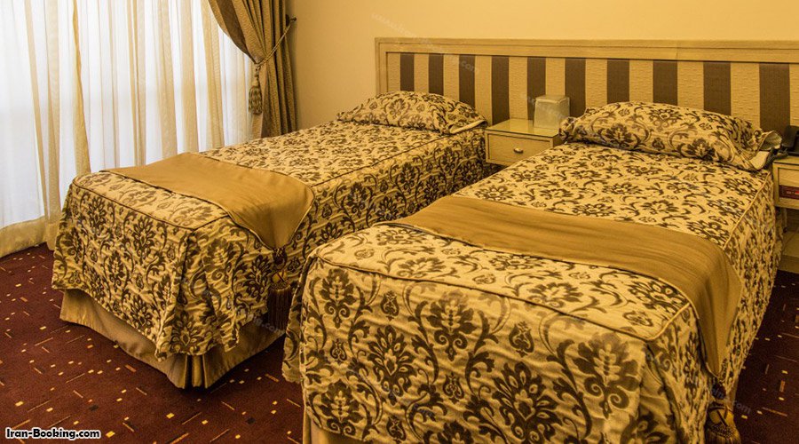اتاق دوتخته توئین هتل امیرکبیر اراک