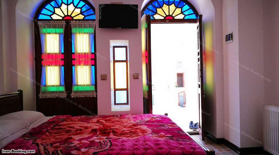 عکس اتاق هتل سنتی آمیرزا کاشان