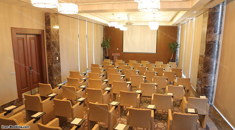 سالن کنفرانس هتل آنا ارومیه