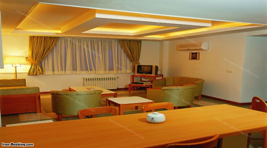 سوئیت هتل آپارتمان آریان نور