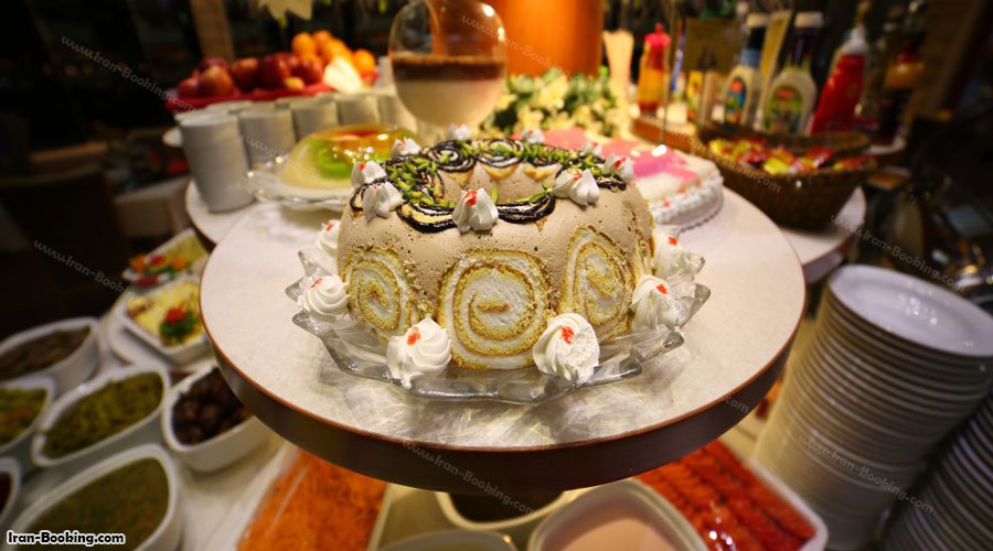 میز رستوران هتل آسمان اصفهان