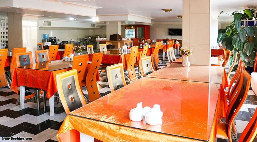 رستوران هتل آزادی تهران