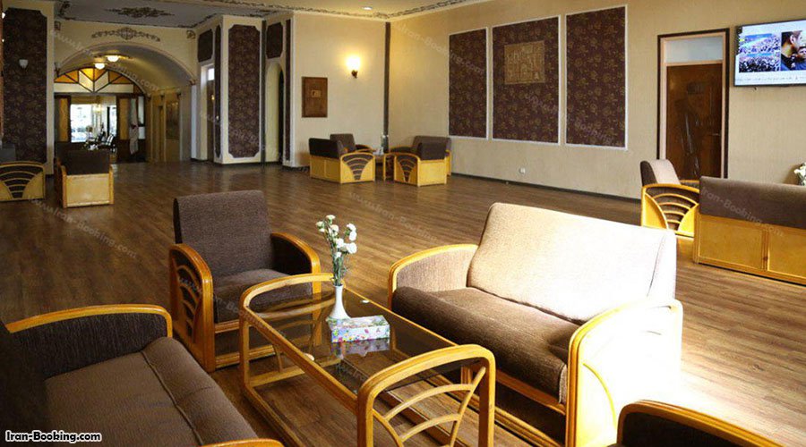 عکس لابی هتل پارسیان یزد
