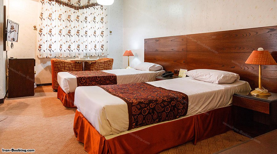 اتاق توئین هتل پارسیان یزد