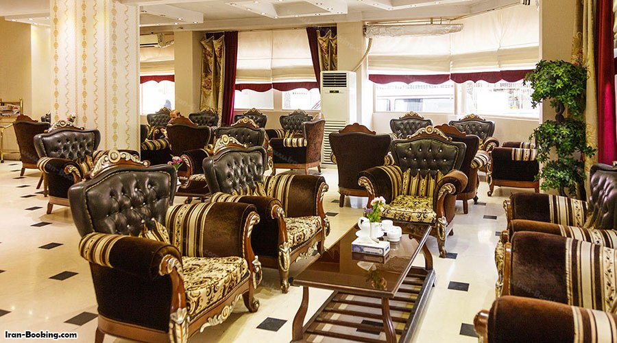 لابی هتل باباطاهر تهران