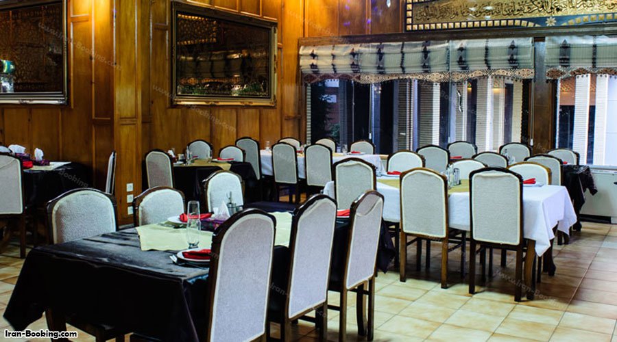 رستوران هتل بادله ساری