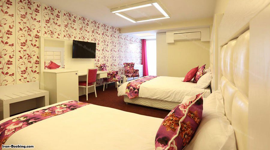 نمای اتاق هتل بلوط تهران