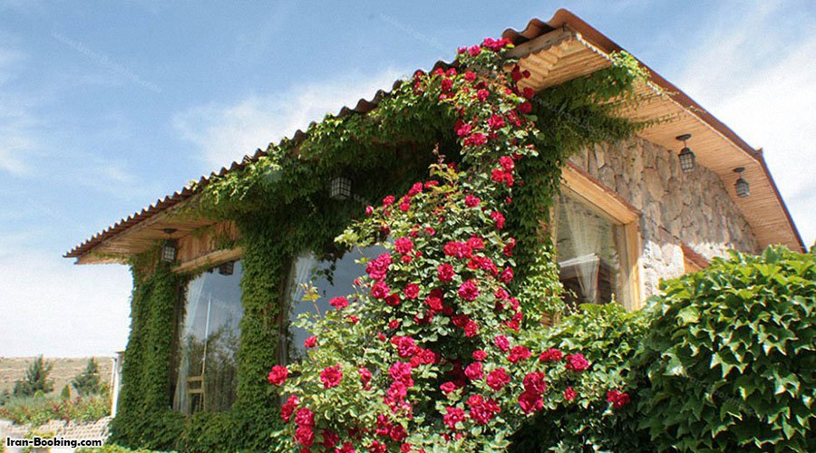 رستوران کوهستان هتل دنیز باری ارومیه