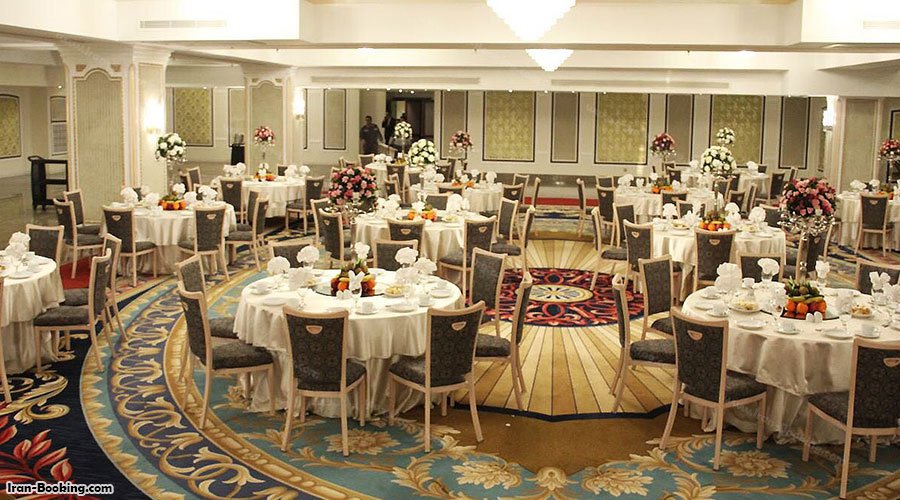 تالار امیران 2 هتل اسپیناس پالاس بهرود