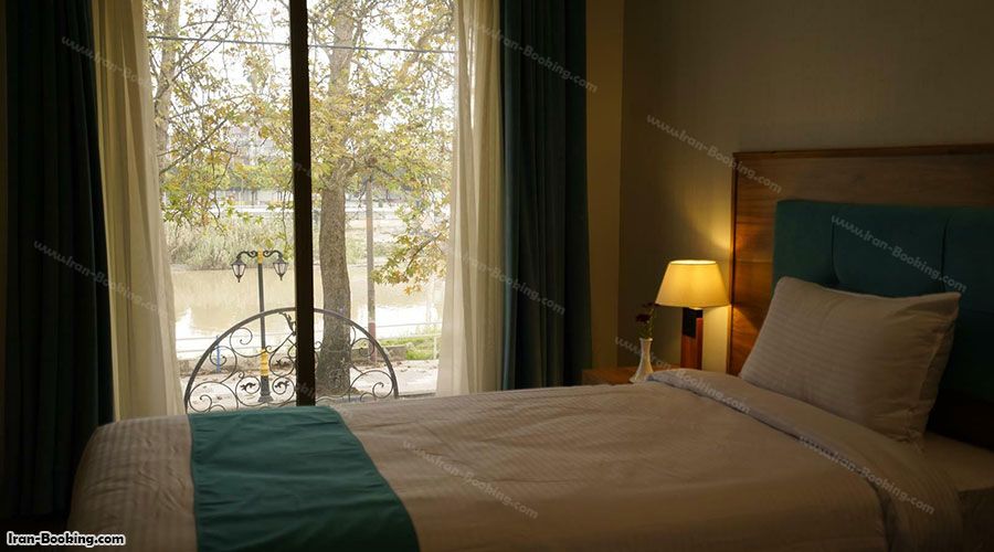 اتاق یک تخته هتل برج ساعت بابلسر