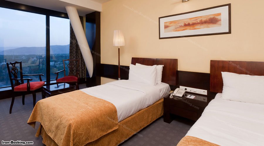 اتاق توئین هتل چمران شیراز