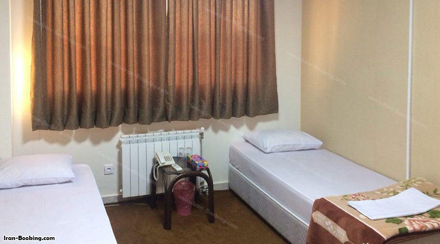 اتاق توئین هتل دانش تهران