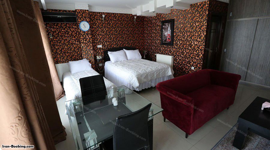 اتاق سه تخته هتل دلفین انزلی