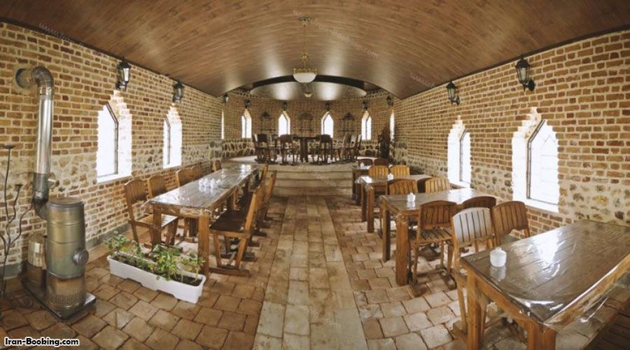 رستوران اقامتگاه بومگردی دورنا مشگین شهر