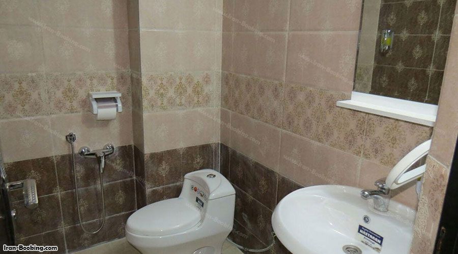 سرویس بهداشتی اتاق هتل دورنا مشگین شهر