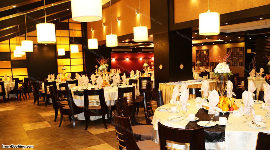 رستوران لوشاتو هتل اسپیناس تهران