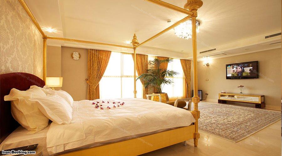 سوئیت پرزیدنتال هتل اسپیناس تهران